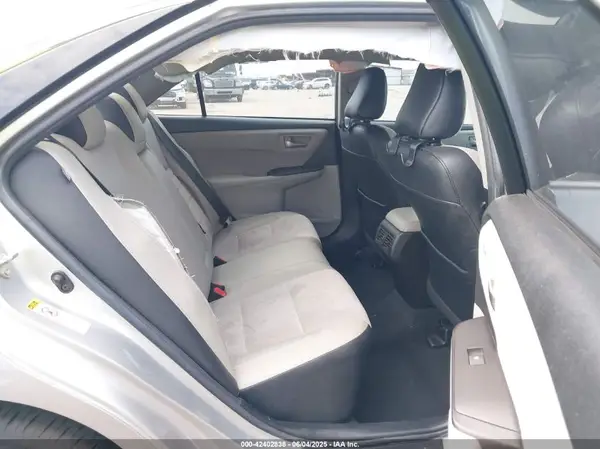 4T1BF1FK2GU537330 2016 TOYOTA CAMRY - Image 8