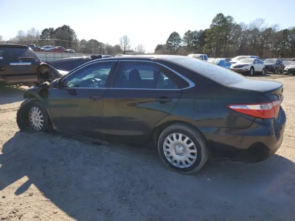 4T1BF1FK2GU540440 2016 TOYOTA CAMRY - Image 2