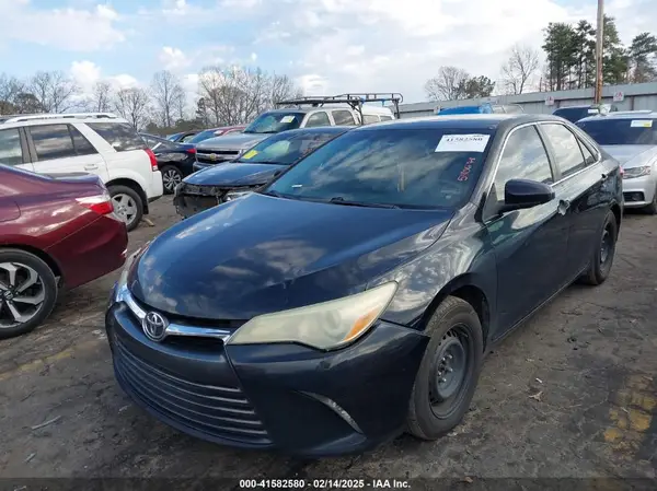 4T1BF1FK2GU540678 2016 TOYOTA CAMRY - Image 2