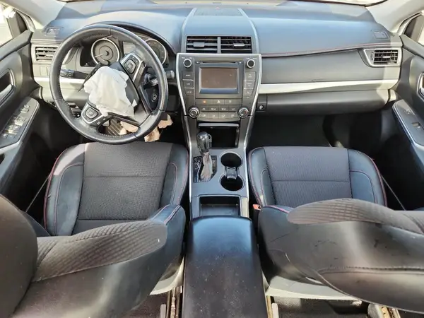 4T1BF1FK2GU542169 2016 TOYOTA CAMRY - Image 8