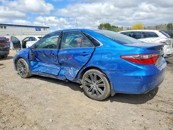 4T1BF1FK2GU544391 2016 TOYOTA CAMRY - Image 2