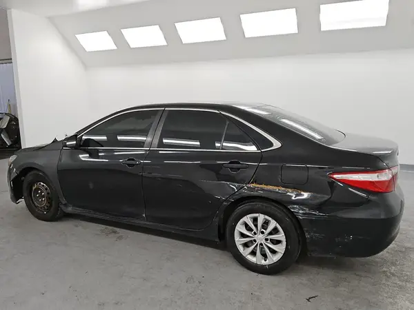 4T1BF1FK2GU546335 2016 TOYOTA CAMRY - Image 2