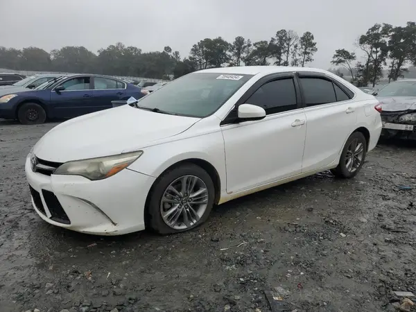 4T1BF1FK2GU547310 2016 TOYOTA CAMRY - Image 1