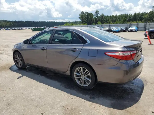 4T1BF1FK2GU558081 2016 TOYOTA CAMRY - Image 2