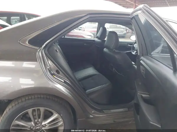 4T1BF1FK2GU558162 2016 TOYOTA CAMRY - Image 8