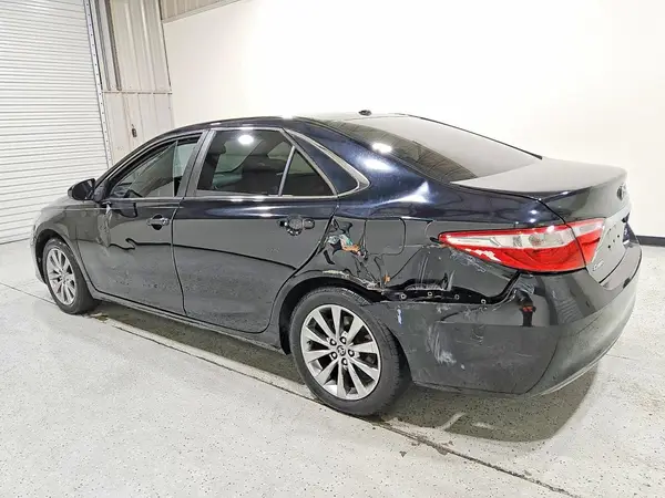 4T1BF1FK2GU559084 2016 TOYOTA CAMRY - Image 2