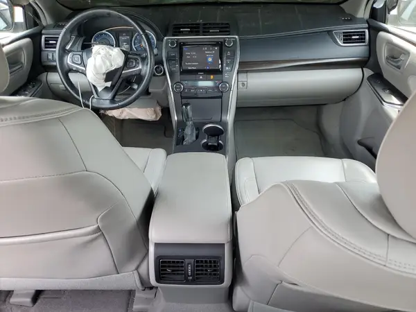 4T1BF1FK2GU559229 2016 TOYOTA CAMRY - Image 8