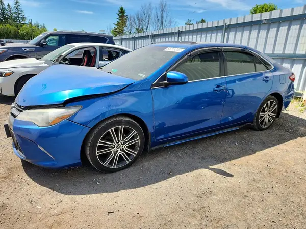 4T1BF1FK2GU560381 2016 TOYOTA CAMRY - Image 1