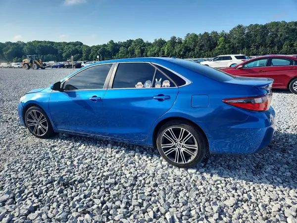 4T1BF1FK2GU561594 2016 TOYOTA CAMRY - Image 2
