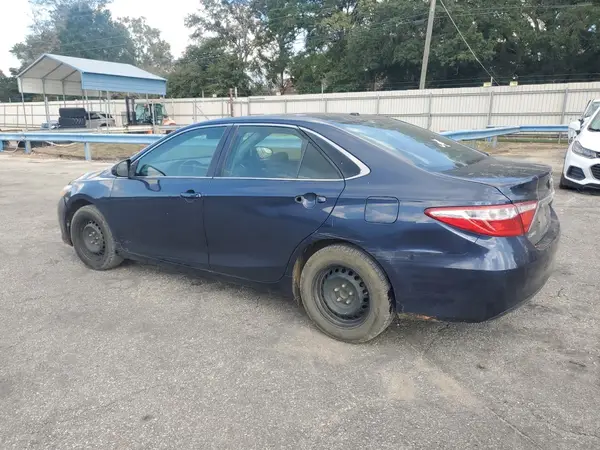 4T1BF1FK2GU561997 2016 TOYOTA CAMRY - Image 2