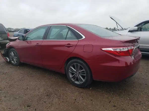 4T1BF1FK2GU563698 2016 TOYOTA CAMRY - Image 2