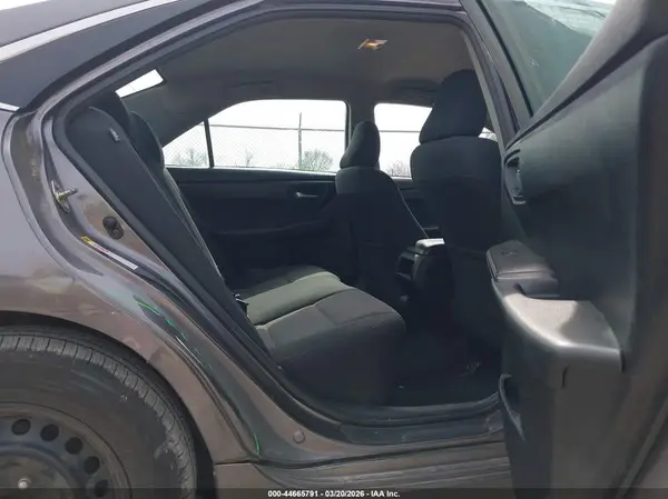 4T1BF1FK2GU565998 2016 TOYOTA CAMRY - Image 8