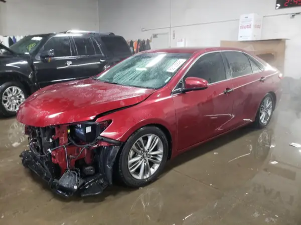 4T1BF1FK2GU568013 2016 TOYOTA CAMRY - Image 1