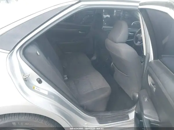 4T1BF1FK2GU570859 2016 TOYOTA CAMRY - Image 8