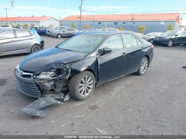 4T1BF1FK2GU571736 2016 TOYOTA CAMRY - Image 2