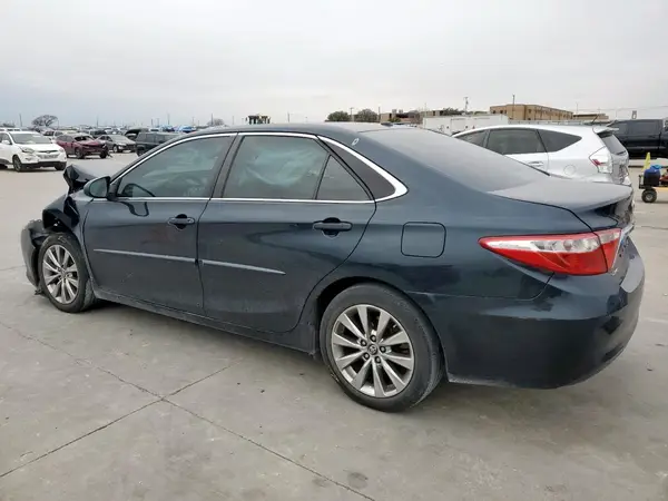 4T1BF1FK2GU574099 2016 TOYOTA CAMRY - Image 2