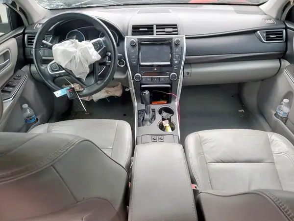4T1BF1FK2GU574099 2016 TOYOTA CAMRY - Image 8
