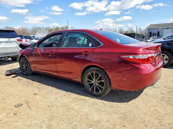 4T1BF1FK2GU578797 2016 TOYOTA CAMRY - Image 2