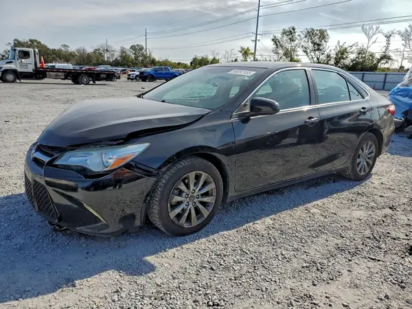 4T1BF1FK2GU579268 2016 TOYOTA CAMRY - Image 1