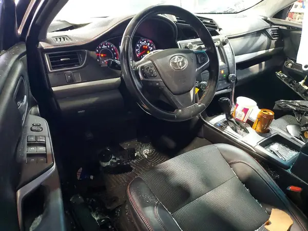4T1BF1FK2GU581182 2016 TOYOTA CAMRY - Image 8