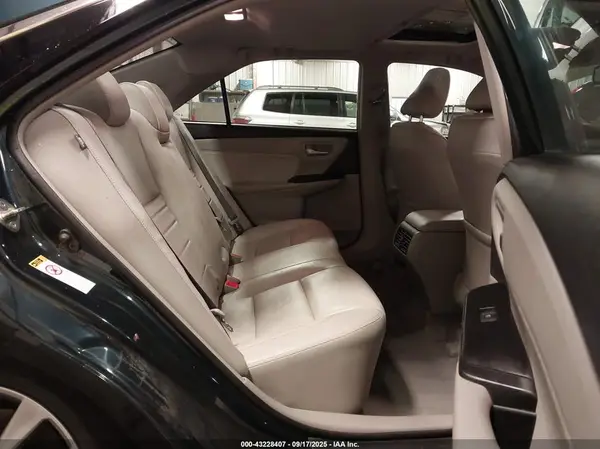 4T1BF1FK2GU585135 2016 TOYOTA CAMRY - Image 8