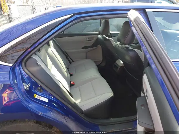 4T1BF1FK2GU586009 2016 TOYOTA CAMRY - Image 8