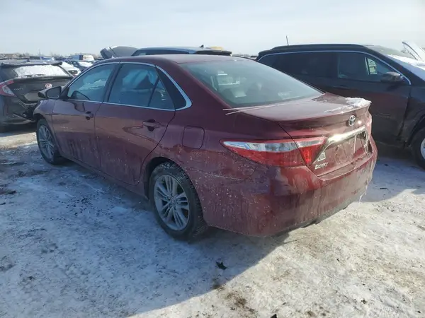 4T1BF1FK2GU589914 2016 TOYOTA CAMRY - Image 2