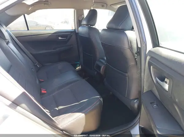 4T1BF1FK2GU590738 2016 TOYOTA CAMRY - Image 8