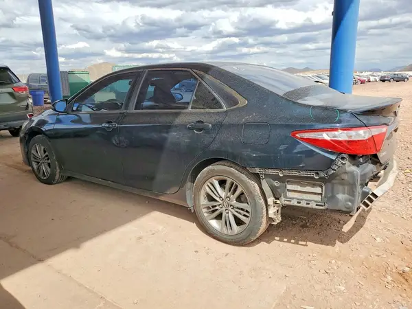 4T1BF1FK2GU590903 2016 TOYOTA CAMRY - Image 2
