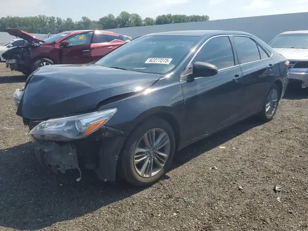 4T1BF1FK2GU592425 2016 TOYOTA CAMRY - Image 1