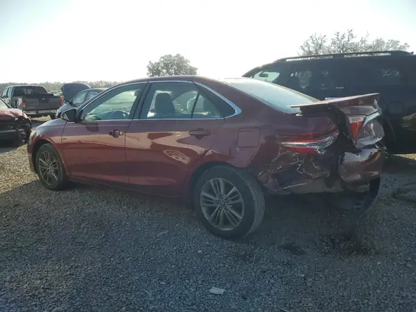 4T1BF1FK2GU594319 2016 TOYOTA CAMRY - Image 2