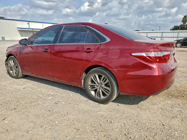 4T1BF1FK2GU594711 2016 TOYOTA CAMRY - Image 2