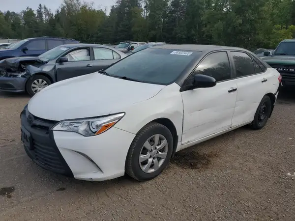 4T1BF1FK2GU596202 2016 TOYOTA CAMRY - Image 1