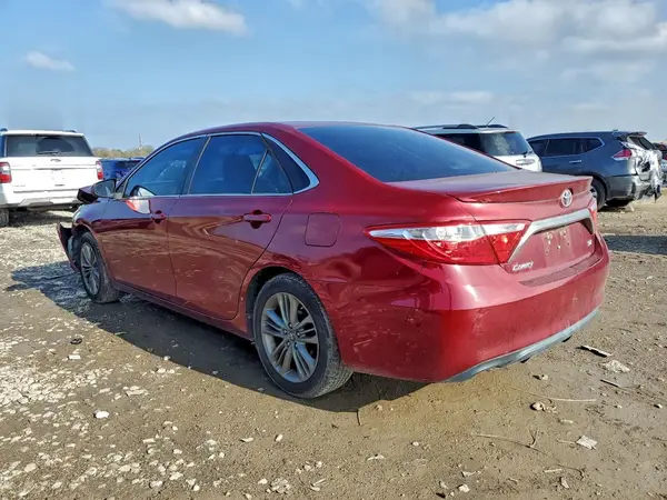 4T1BF1FK2GU604279 2016 TOYOTA CAMRY - Image 2
