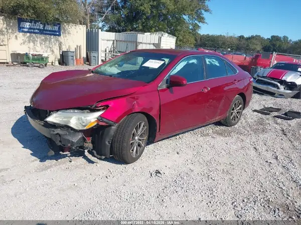 4T1BF1FK2GU604346 2016 TOYOTA CAMRY - Image 2