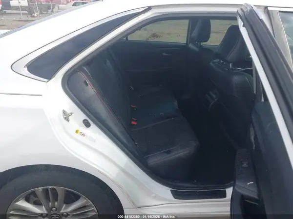 4T1BF1FK2H4316859 2017 TOYOTA CAMRY - Image 8