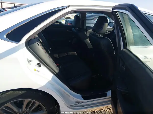 4T1BF1FK2H4400437 2017 TOYOTA CAMRY - Image 8