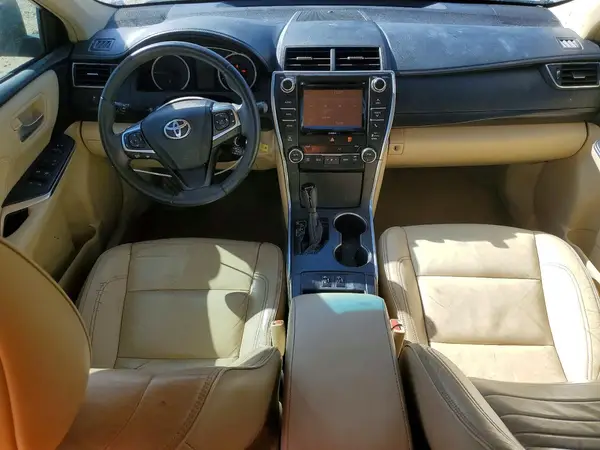 4T1BF1FK2HU267744 2017 TOYOTA CAMRY - Image 8