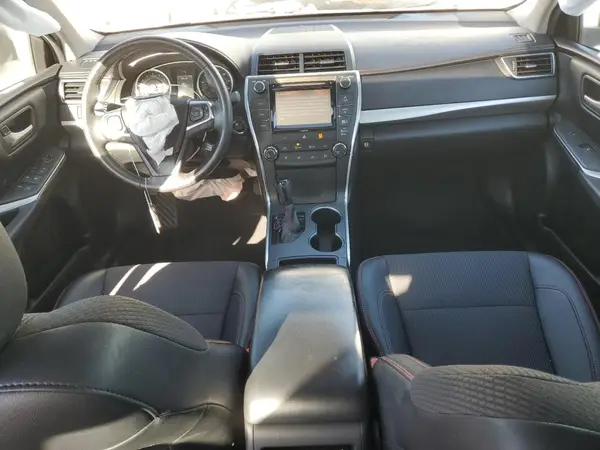4T1BF1FK2HU268747 2017 TOYOTA CAMRY - Image 8
