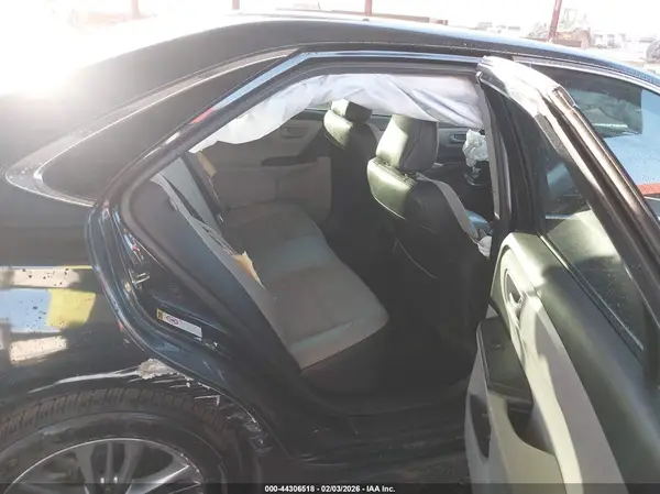 4T1BF1FK2HU269140 2017 TOYOTA CAMRY - Image 8