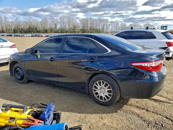 4T1BF1FK2HU270711 2017 TOYOTA CAMRY - Image 2