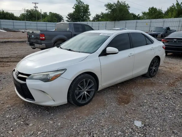 4T1BF1FK2HU271910 2017 TOYOTA CAMRY - Image 1