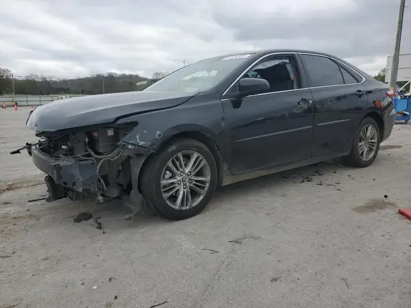 4T1BF1FK2HU272295 2017 TOYOTA CAMRY - Image 1