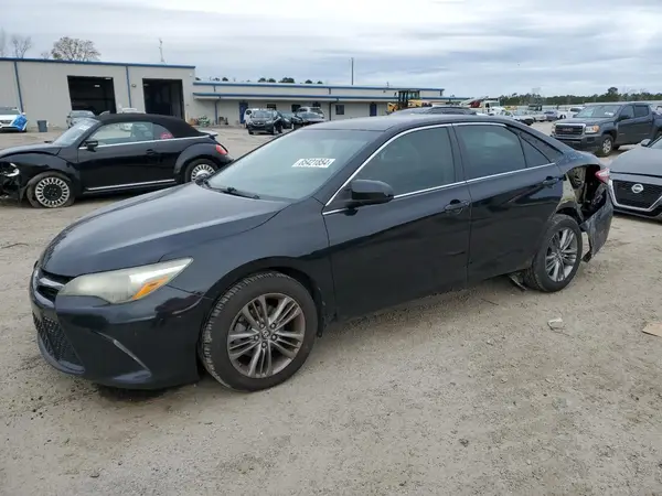 4T1BF1FK2HU273222 2017 TOYOTA CAMRY - Image 1