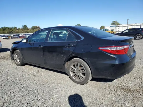 4T1BF1FK2HU276668 2017 TOYOTA CAMRY - Image 2