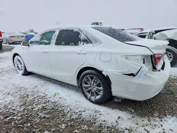 4T1BF1FK2HU282082 2017 TOYOTA CAMRY - Image 2
