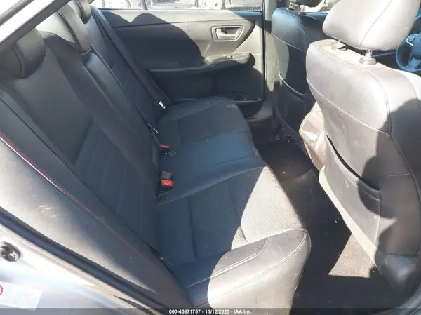 4T1BF1FK2HU283359 2017 TOYOTA CAMRY - Image 8