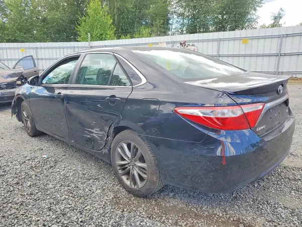 4T1BF1FK2HU286066 2017 TOYOTA CAMRY - Image 2