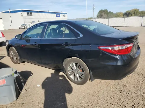 4T1BF1FK2HU286813 2017 TOYOTA CAMRY - Image 2