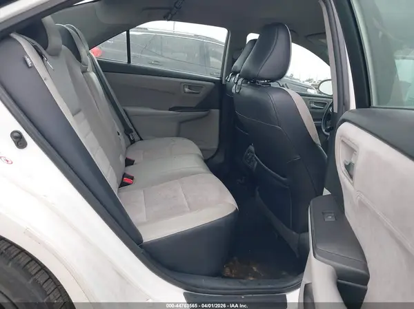 4T1BF1FK2HU287279 2017 TOYOTA CAMRY - Image 8